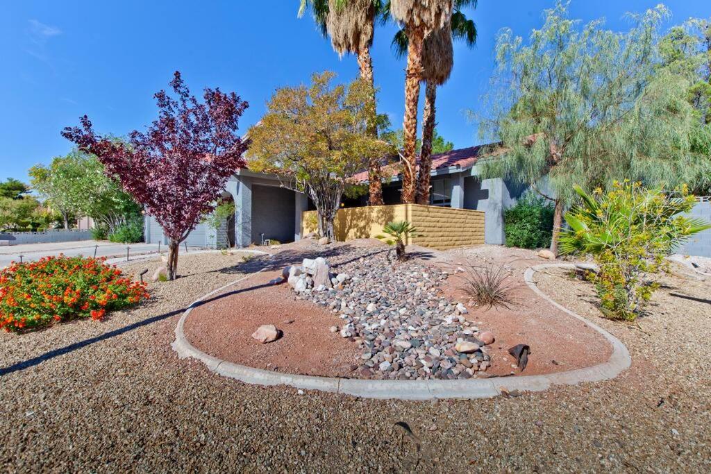 ラスベガス Bright, Modern 4Br With Beautiful Backyard & Pool!ヴィラ エクステリア 写真