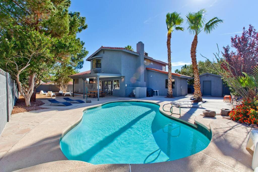 ラスベガス Bright, Modern 4Br With Beautiful Backyard & Pool!ヴィラ エクステリア 写真